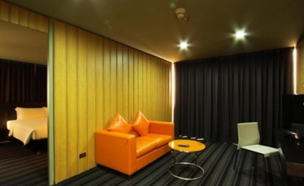 The Heritage Silom Hotel Бангкок Екстер'єр фото