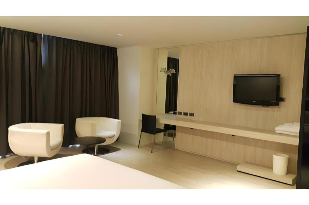 The Heritage Silom Hotel Бангкок Екстер'єр фото