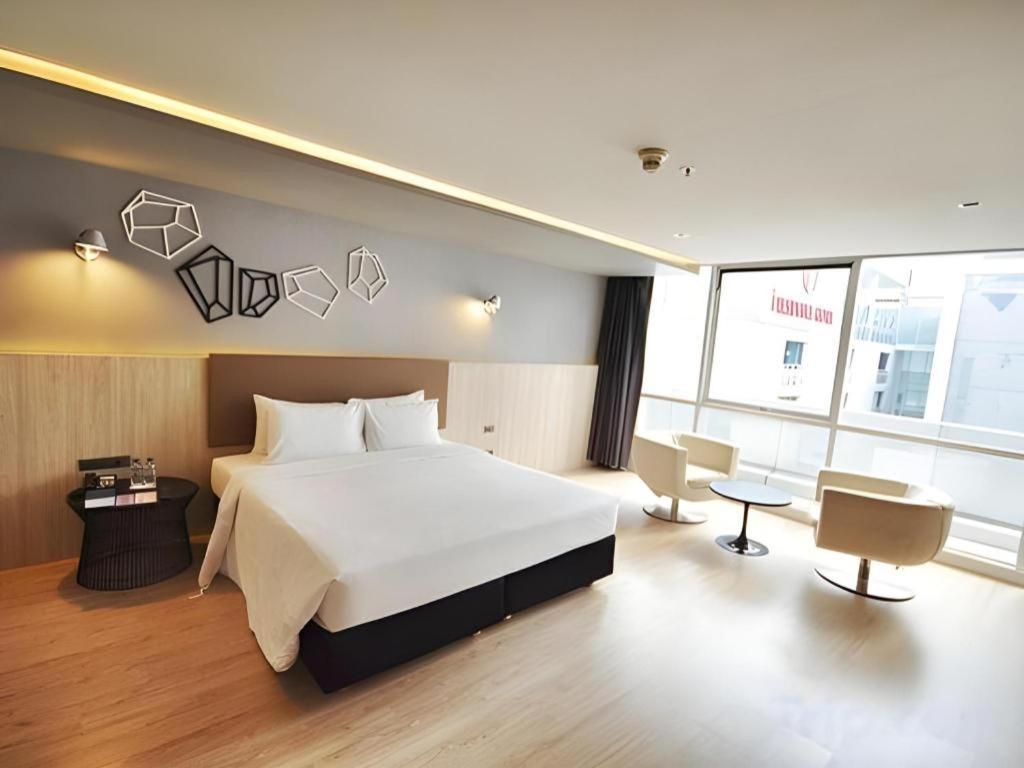 The Heritage Silom Hotel Бангкок Екстер'єр фото