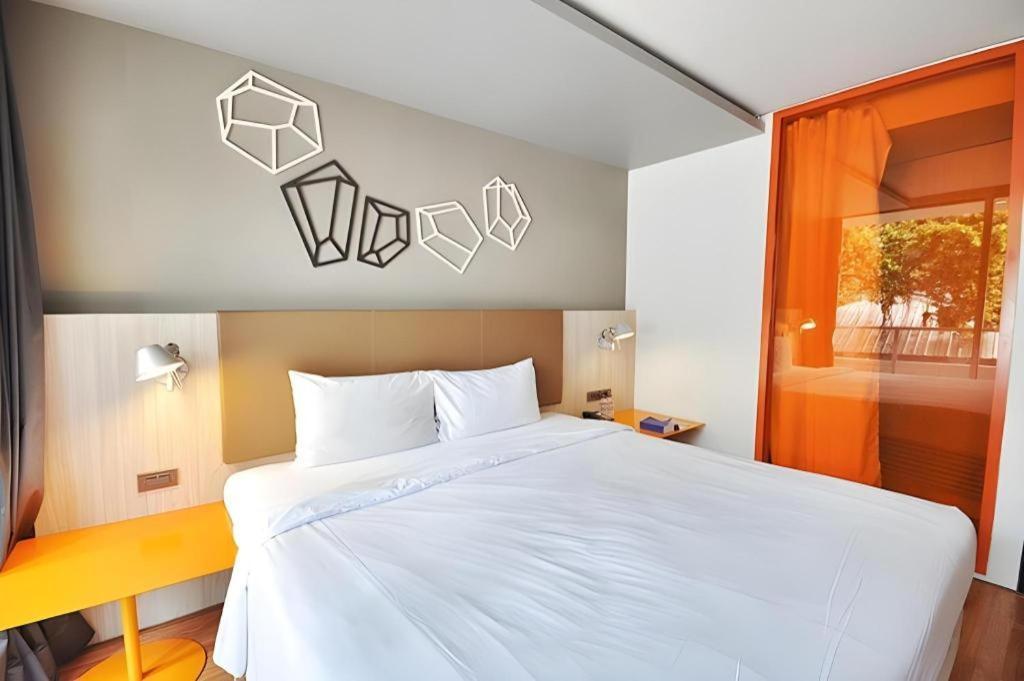 The Heritage Silom Hotel Бангкок Екстер'єр фото