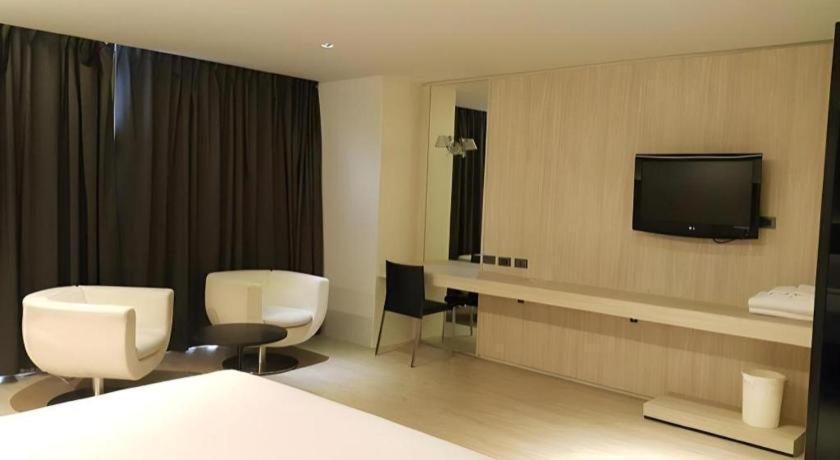 The Heritage Silom Hotel Бангкок Екстер'єр фото